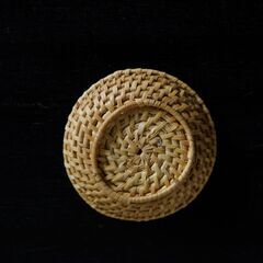 自然素材の丸型コースターの画像