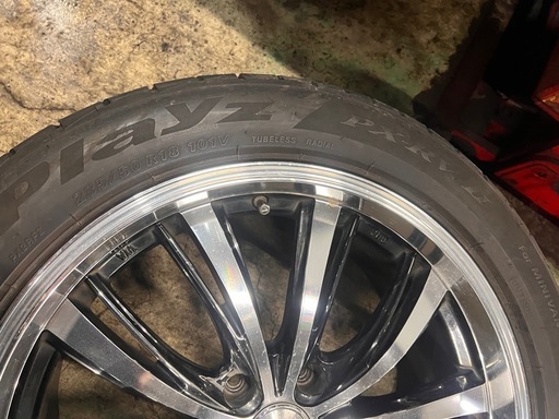 235/50R18 ブリヂストン　PX-RVⅡ レオニス　18インチ　ホイールセット