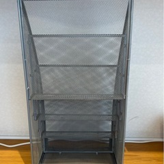 ニトリ　メッシュマガジンラック　シルバーの画像