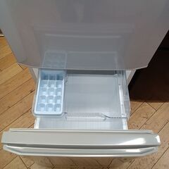 ★リユースのサカイつくば店★TK7805 MITSUBISHI 冷蔵庫 MR-P15C-S 146L 18年製 動作確認／クリーニング済み　【リユースのサカイつくば店】 の画像