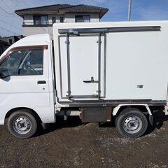 ダイハツ ハイゼットトラック 冷凍冷蔵車 MT車の画像