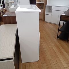 ★リユースのサカイつくば店★TK7807 NITORI レンジボード　コパン ホワイト H115×D40×W80 クリーニング済みの画像