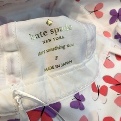 kate spade  帽子の画像