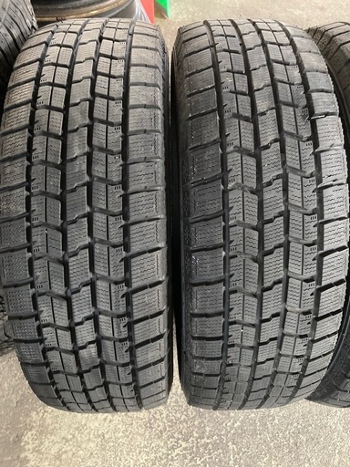 グッドイヤー アイスナビ7 スタッドレスタイヤ 4本セット 205/65R16 2022年製
