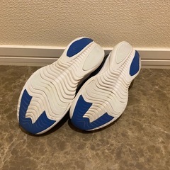 キッズ　スニーカー　20cmの画像