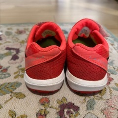 美品、19cm.子供運動靴の画像