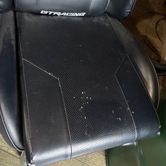 GTRacingゲーミングチェア オフィスチェア デスクチェア ゲーム用チェア リクライニング パソコンチェア ハイバック ヘッドレスト ランバーサポート ひじ掛け付き 高さ調整機能 PUレザー オットマン付き (GT002F-GRAY) の画像