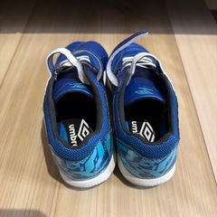 新品に近い、超美品、18cm.運動靴の画像