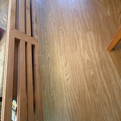 ベットのはしごとフレームの画像