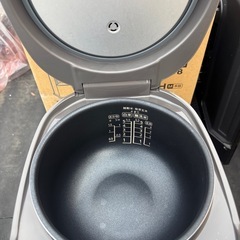 SHARP 24年製　炊飯器KS-S10Jの画像