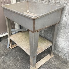 ステンレス流し台の画像