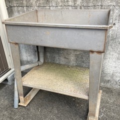 ステンレス流し台の画像