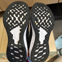 美品、NIKEキッズスニーカー18cmの画像