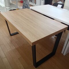 ★リユースのサカイつくば店★TK7810 大川家具 ダイニングテーブル ナチュラル H72×D80×W140 クリーニング済みの画像