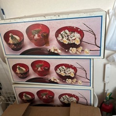 新品未使用】　赤い汁椀　汁椀　食器　お椀　器　皿　和食器　食器セット　正月の画像