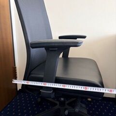 重厚感たっぷり家具セット 【事務用チェア／オフィスチェア】No.13の画像