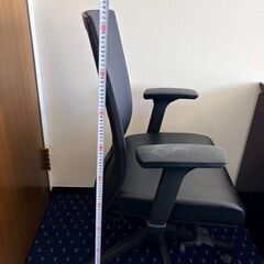 重厚感たっぷり家具セット 【事務用チェア／オフィスチェア】No.13の画像