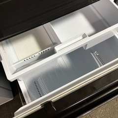 O2512-629 三菱 冷凍冷蔵庫 MR-CX33F-BR 2020年製 動作確認済み 中古の画像