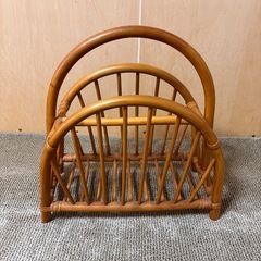 ラタン　藤　ブックスタンドの画像