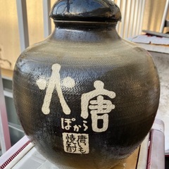 酒の壺　（コック付き）の画像