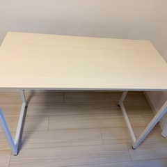ニトリ製 デスクの画像