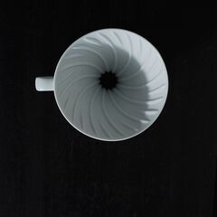 ハリオのホワイト V60陶器ドリッパーの画像
