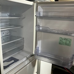 2512-630 三菱 冷凍冷蔵庫 MR-C33G-W 2022年製 動作確認済み 中古 凹みありの画像