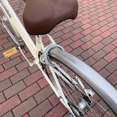 新品サドル/グリップ/ペダルのオートライト仕様タウンサイクル(27㌅)お届け出来ます。の画像