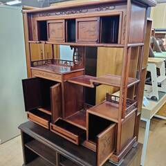 【愛品倶楽部柏店】唐木材 飾り棚 ※各所キズ・日焼け多めの画像