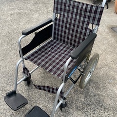 車椅子　車イス　ブレーキ付き　折り畳み式　小型の画像