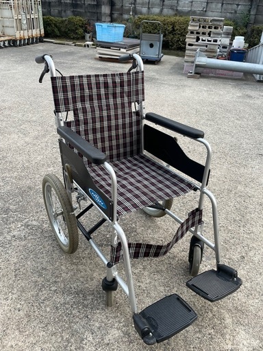 車椅子　車イス　ブレーキ付き　折り畳み式　小型