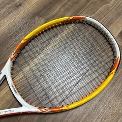 テニスラケットの画像