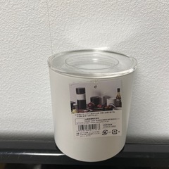 中身が見える陶器キャニスターの画像