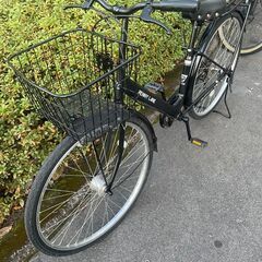 リサイクルショップどりーむ天保山店　No579 自転車　シティサイクル　２７インチ　美車♪　ギア切替６段変速　LEDオートライト付き♪　太目のタイヤで安定感しっかり♪　チャイルドシートも取付可能♪の画像