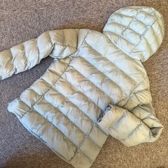 【130cm】ユニクロダウンジャケットの画像