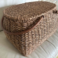 籐かごの画像