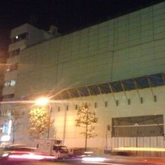 夜勤現場　商業施設の内装解体　日当：13000円～日払い可の画像