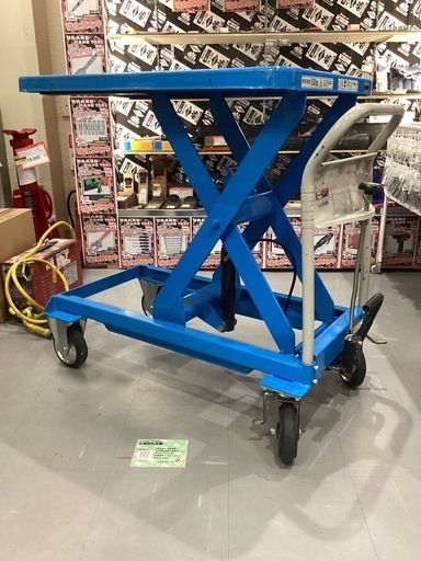 ＴＲＵＳＣＯ　ハンドリフター　５００ｋｇ　６００Ｘ９００　ブルー　4541821 HLFE500B