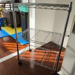 スチールラック（2段キャスター付き）の画像