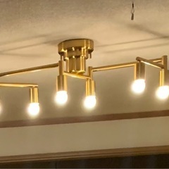 星座のようなペンダントライトの画像