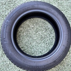ミシュラン スタッドレスタイヤ 155/65R14の画像