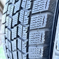 グッドイヤー スタッドレスタイヤ 155/65R14の画像