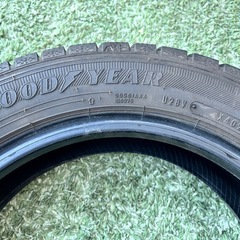 グッドイヤー スタッドレスタイヤ 155/65R14の画像