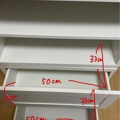 IKEA 食器棚の画像