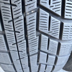 ヨコハマ ice GUARD IG60 スタッドレスタイヤ 205/60R16 4本セットの画像