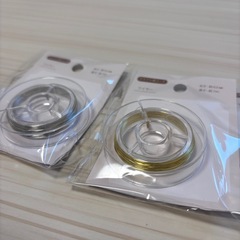 シリコンモールドとクラフトワイヤーの画像