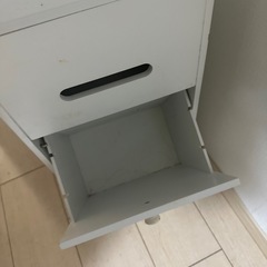 コンパクトドレッサーの画像