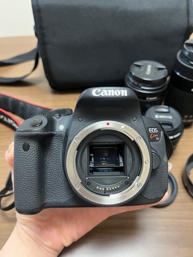 デジタル一眼レフカメラ CANON EOS Kiss X7i ズームレンズ、単焦点レンズ付き