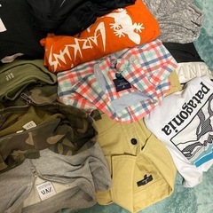 アパレルブランド　服まとめ売りの画像