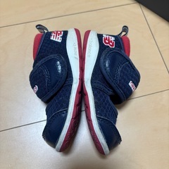 ニューバランス　ベビー　サンダルの画像